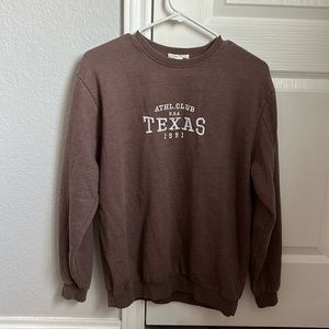 Tillys/ Full tilt crewneck size small